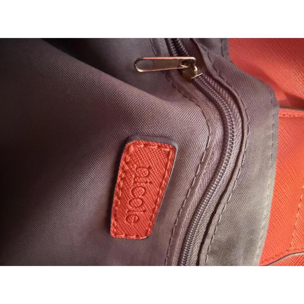 Nicole by Nicole Miller Orange/Coral Leather Shoulder Handbag with Gold Hardware - Picture 5 of 7